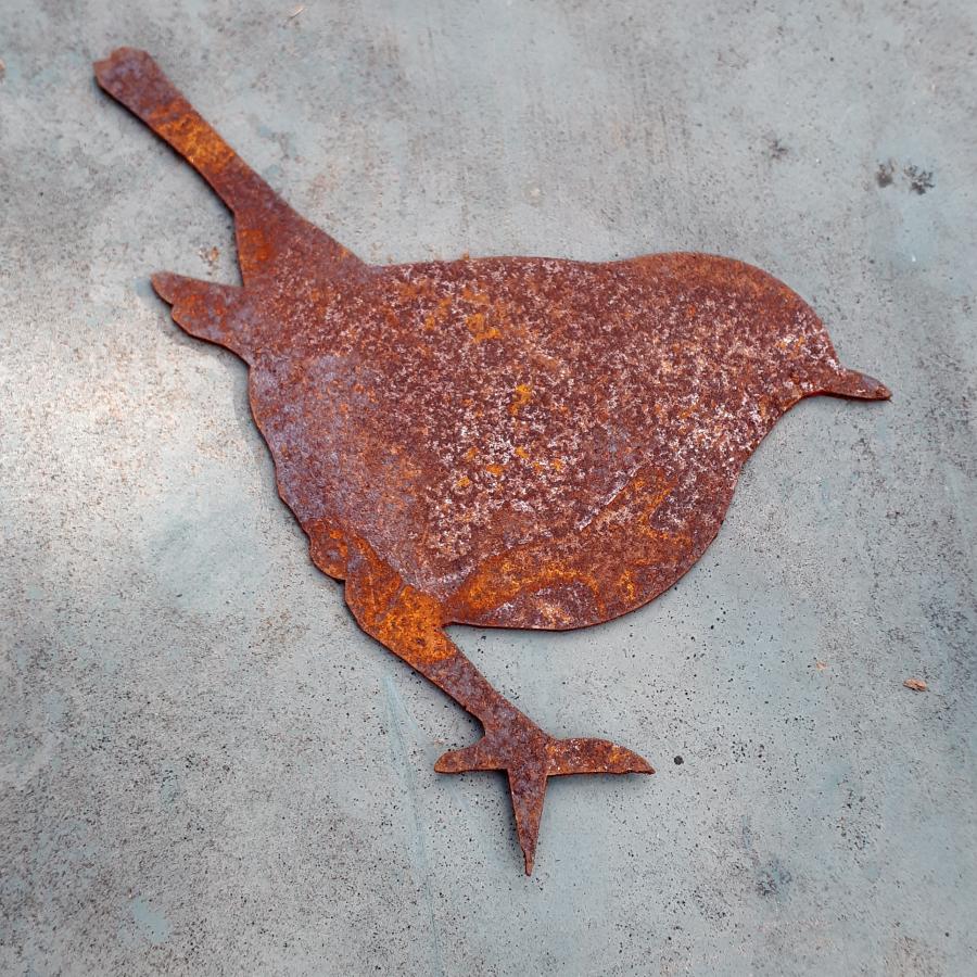 Oiseau roitelet debout H9cm avec pique en fer rouillé