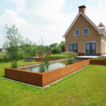 Bassin rectangulaire en acier corten sur mesure