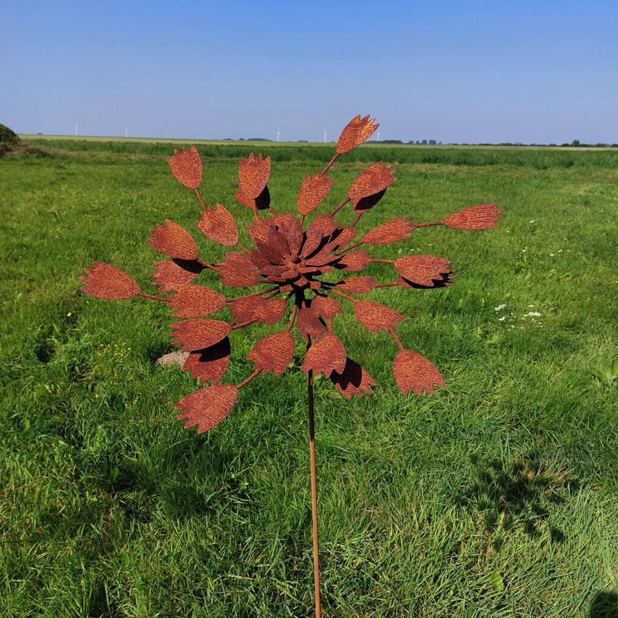 Eolienne tulipes simple hélice D50xH150cm à piquer en fer rouillé